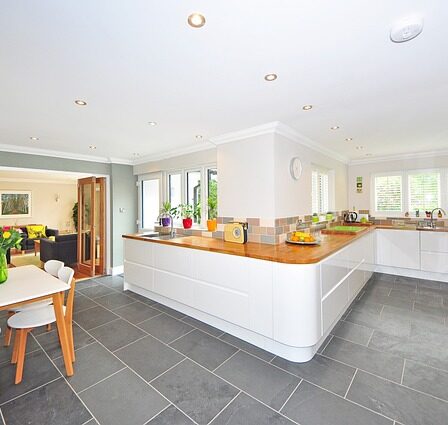 Få styr på indretningen med en møbelpakke