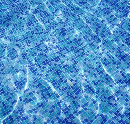 Gør dit udendørsareal skinnende rent med Kärchers avancerede fliserenser